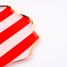 Holiday Stripes Dinner Paper Plates (8 ct.)
