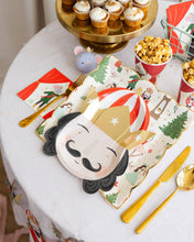 Nutcracker Pattern 9" Plates (8 ct.)