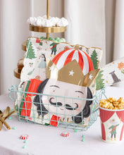 Nutcracker Pattern 9" Plates (8 ct.)