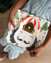 Nutcracker Pattern 9" Plates (8 ct.)