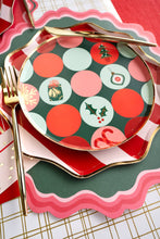 Holiday Stripes Dinner Paper Plates (8 ct.)