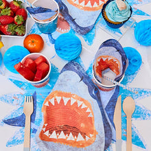 King of the Sea Paper Party Plates (8 ct.)