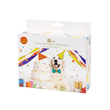 Dog’s birthday party box with toy! Celebrate your dog’s birthday in style! Includes everything you need to throw a birthday to remember for your four-legged best friend. Included Is 1 party hat, 1 bow tie, 1 celebratory flag, 1 dog toy, 3 coloured streamers and some confetti.