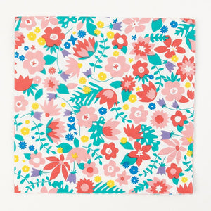 Like springtime on my party table with those 20 paper napkins.  My Little Day has designed a print of small flowers reminiscent of the softness of liberty mixed with a graphic design that would almost look like Frida. In short, this is the flower tableware you need for a birthday table on this theme, a garden party, a little girl's christening, a summer evening or a Frida Khalo party.  20 napkins - Flowers Size of napkins when folded: 16.5 x 16.5cm/6.5 inches folded
