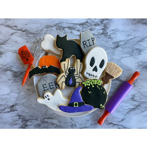 Trick or Treat Deluxe Cookie Decorating Set