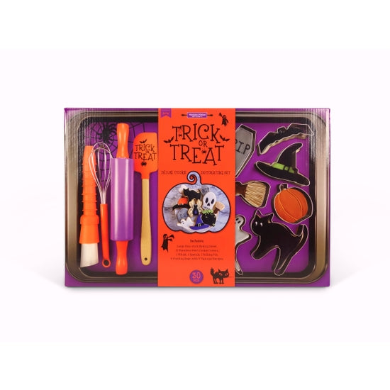 Trick or Treat Deluxe Cookie Decorating Set